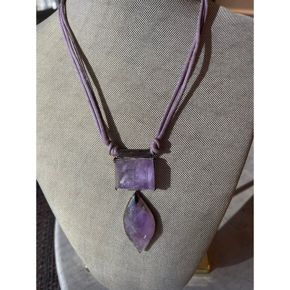 Natural Amethysts Quartz Pendant Necklace - Picture 1 of 5